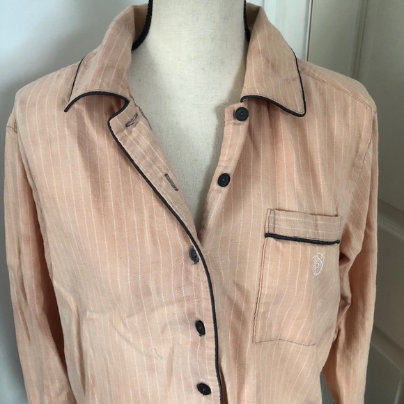 Victoria’s Secret pajama top peach color Size S - Picture 2 of 3